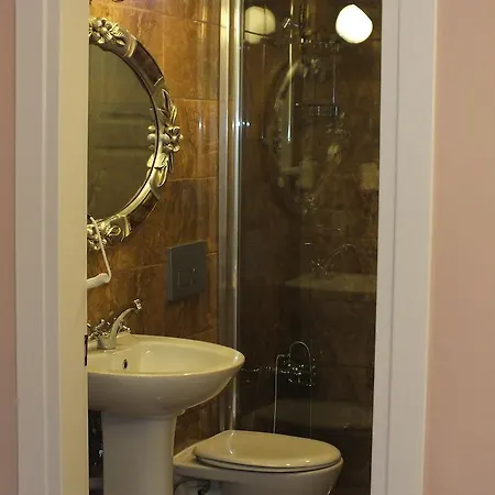 לינה וארוחת בוקר Yesim Suites איסטמבול