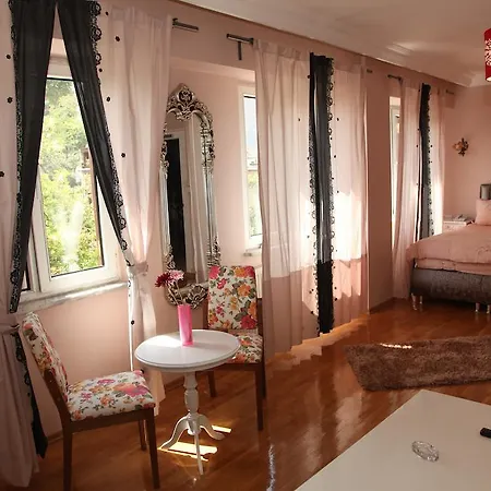 Yesim Suites 3*