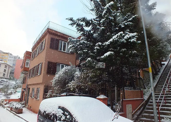 Bed & Breakfast Yesim Suites 3*