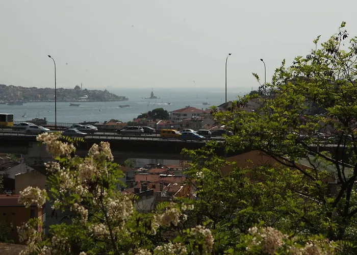 Yesim Suites Bed & Breakfast