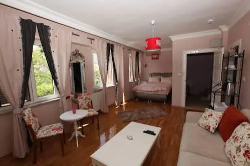 Bed & Breakfast Yesim Suites 3*