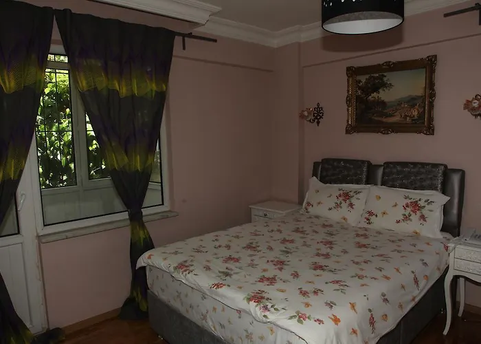 Yesim Suites Bed & Breakfast