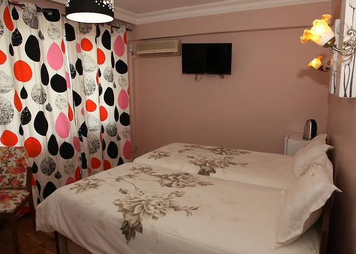 Couette-café Yesim Suites