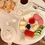 Yesim Suites