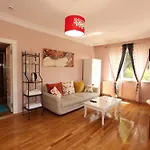 Yesim Suites Bed & Breakfast 3*