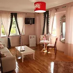 Yesim Suites 3*