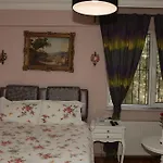 Bed & Breakfast Yesim Suites 3*