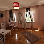 Yesim Suites
