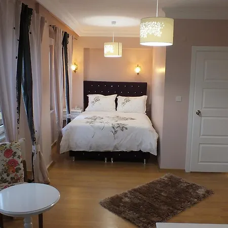 Yesim Suites 3*