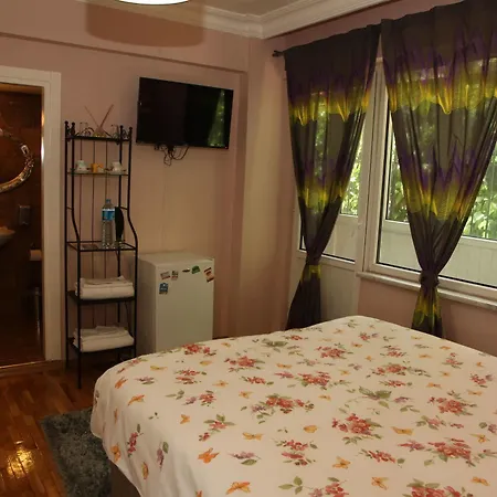 ベッド・アンド・ブレックファスト Yesim Suites
